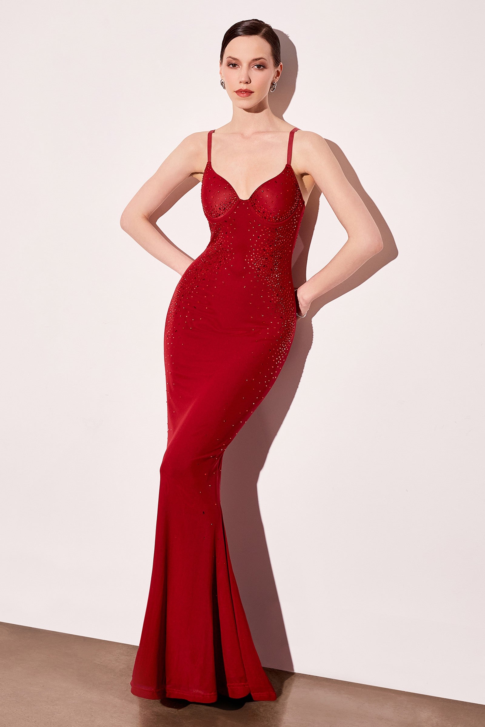 CRYSTAL DETAIL FITTED MAXI DRESS S