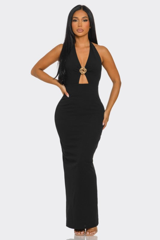 ELEGANT MAXI DRESS WITH CUTOUT DETAIL