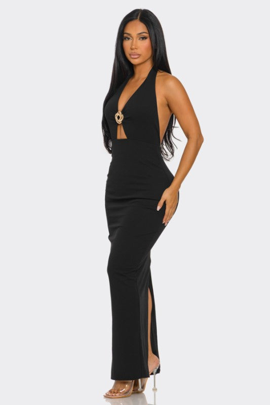 ELEGANT MAXI DRESS WITH CUTOUT DETAIL