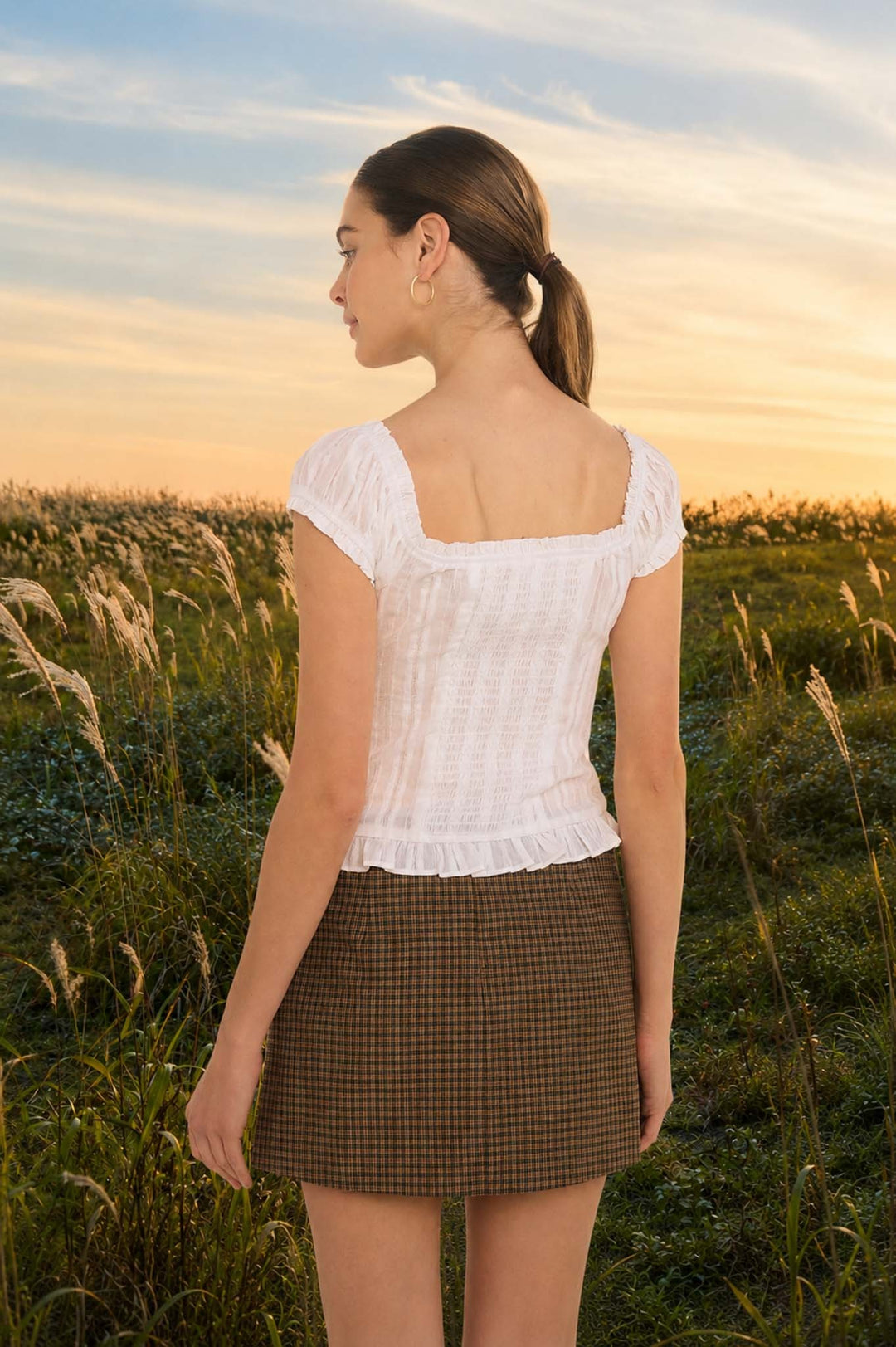 SWEETHEART NECKLINE TOP