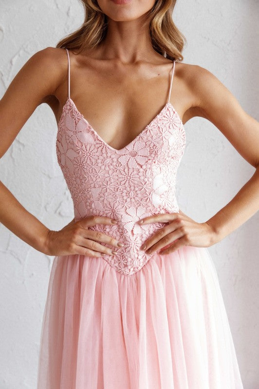 LACE FLORAL AND TULLE MIDI DRESS
