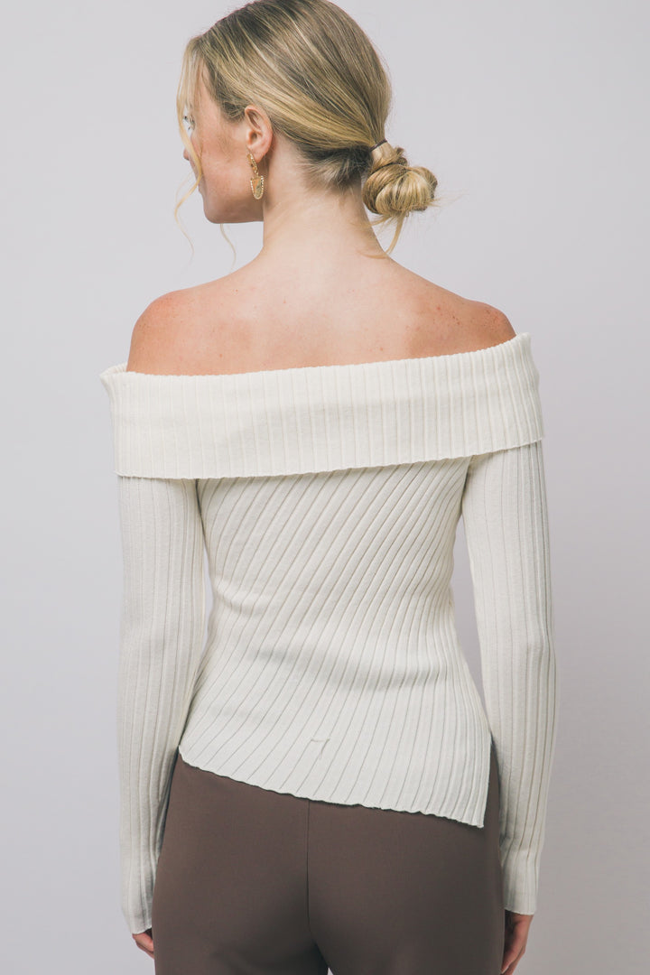 RIBBED OFF SHOULDER SWEATER