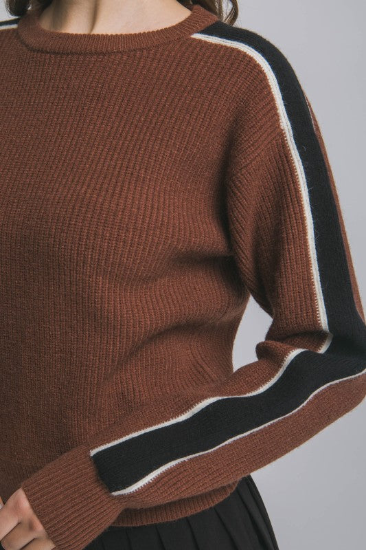 STRIPE SLEEVE SWEATER