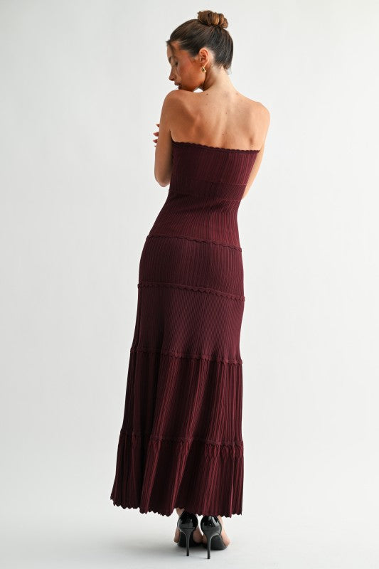 PLEATED STRAPLESS SCALLOP TRIM MAXI DRESS