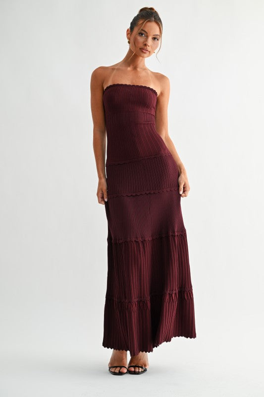 PLEATED STRAPLESS SCALLOP TRIM MAXI DRESS