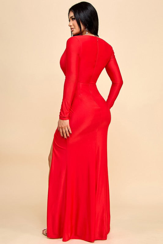 SAVANNA DEEP V NECK LONG SLEEVE GOWN