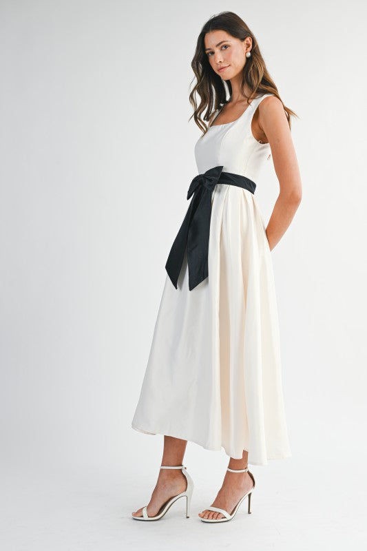 BOW DETAIL MIDI DRESS