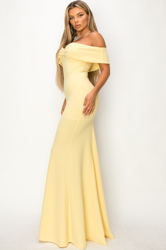 OFF SHOULDER MERMAID MAXI DRESS