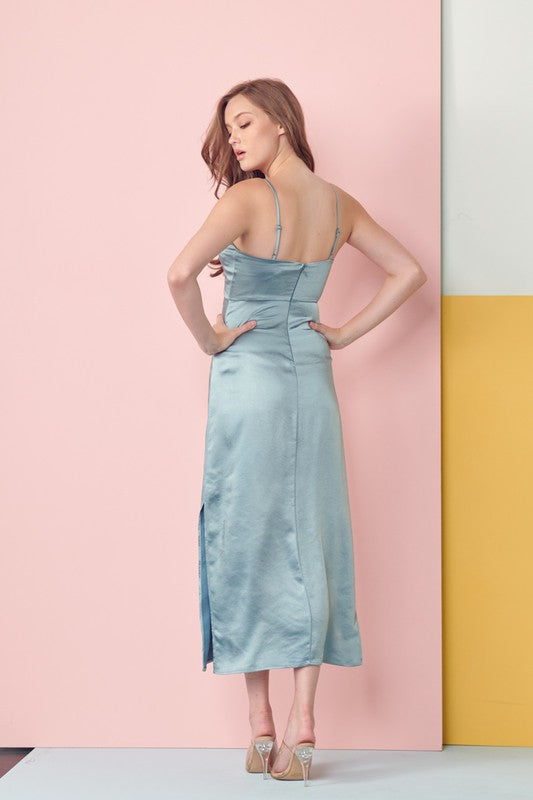 STRAP MIDI SLIP SATIN DRESS