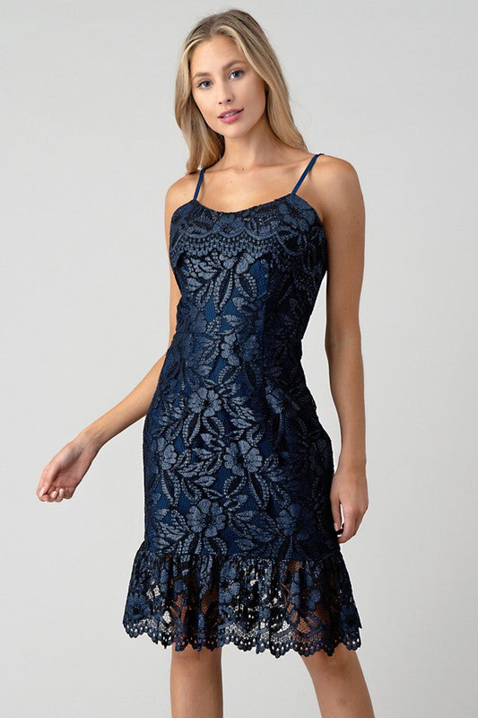 ROMANTIC LACE DRESS WITH RUFFLE