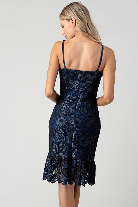 ROMANTIC LACE DRESS WITH RUFFLE