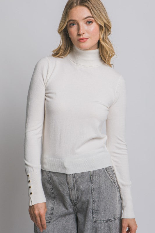 FITTED BUTTON DETAIL SLEEVE SWEATER