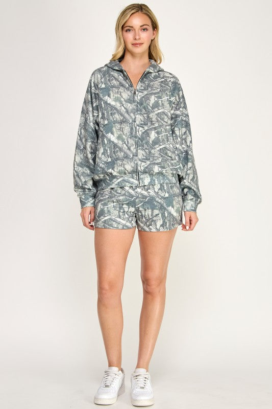 FLEECE CAMO RELAXED FIT ZIP-UP HOODIE JACKET